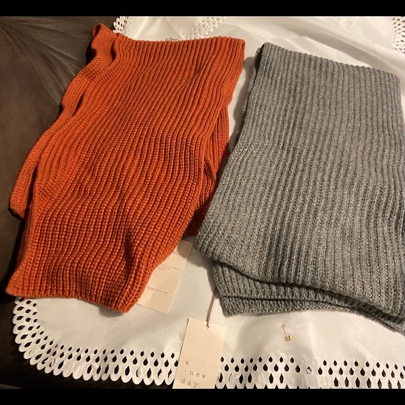 A new day women's scarf 2/$10 - Picture 2 of 4